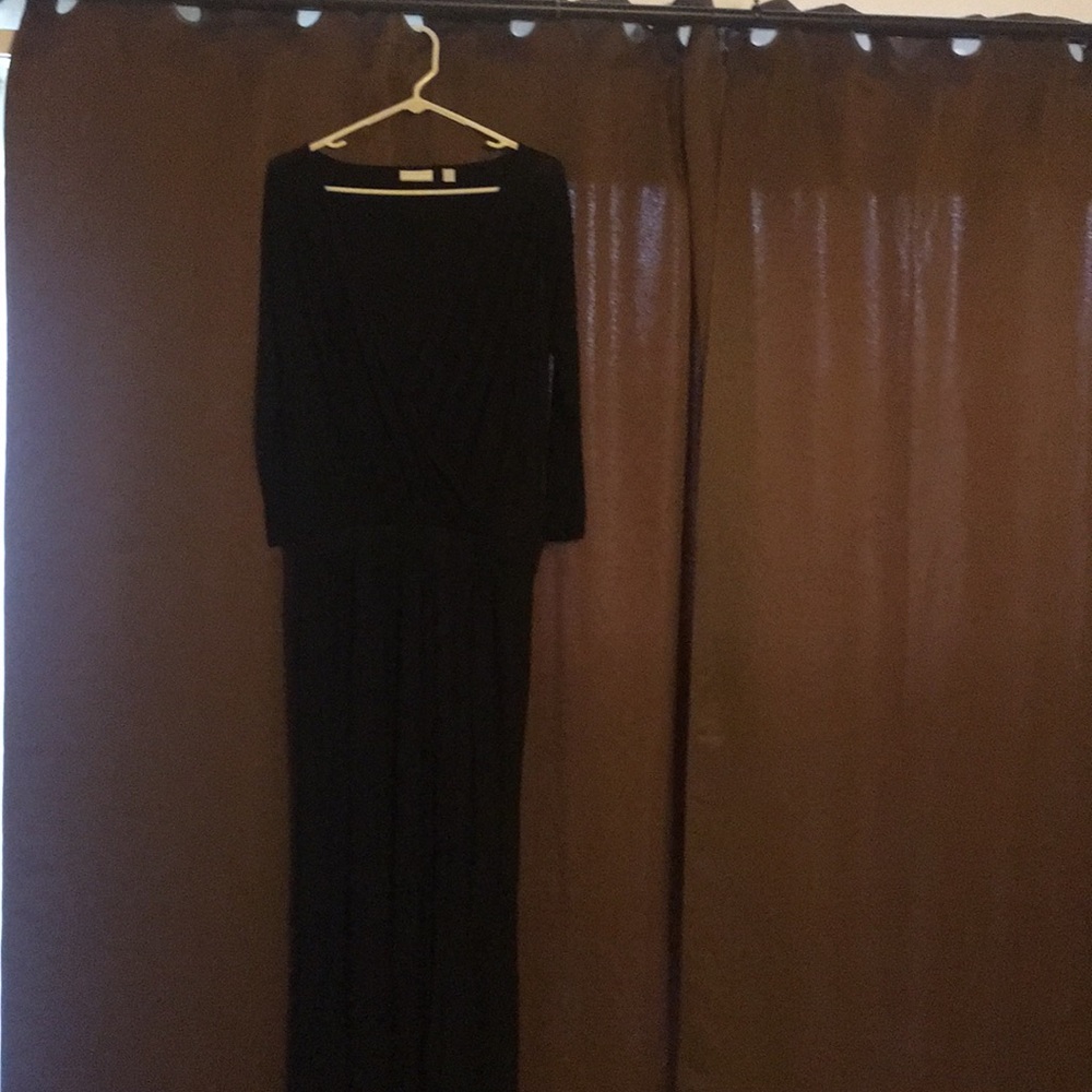 ***BRAND NEW /NEVER WORN BLACK ROMPER***